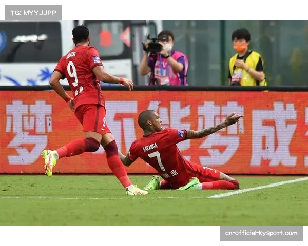 【2026年4月中超联赛·赛后·战报“河南嵩山龙门1-0小胜沧州雄狮，制胜球来自角球二次进攻压迫”